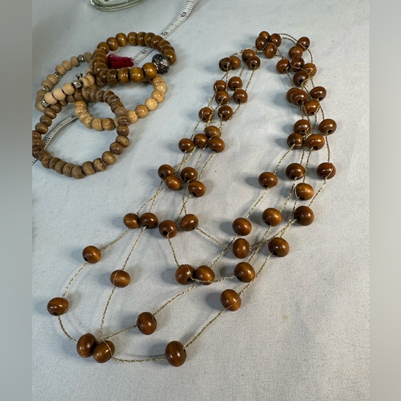 Boho casual necklaces and bracelets group - Picture 6 of 9
